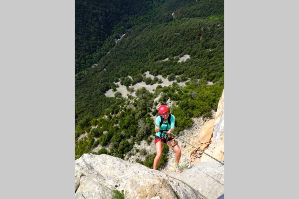 지로나 Pont De Valenti Mountain Retreat 아파트 외부 사진